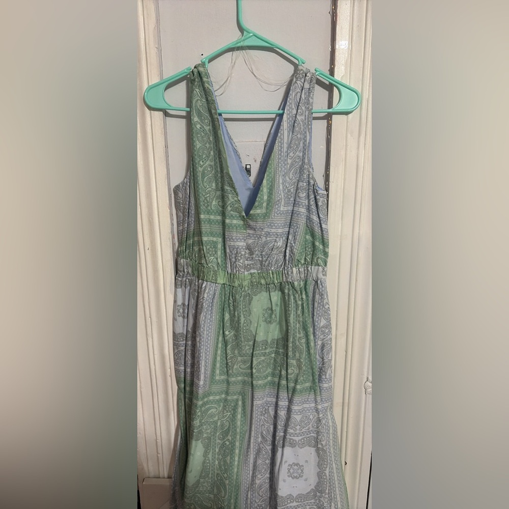 Green/gray dress